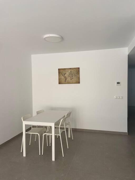 Apartamentos Corteingles Castellon By Tucasanlaplaya Castellón de la Plana Exteriör bild